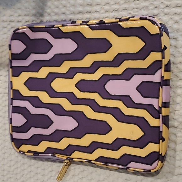 Tory Burch Ipad Case 8 x 10 (#9) - Picture 2 of 2